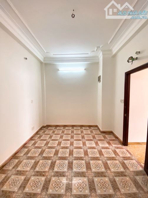 BÁN NHÀ HIẾM. ĐƯỜNG SỐ Q4 HẺM 6M TRUNG TÂM ĐẮT ĐỊA - 1