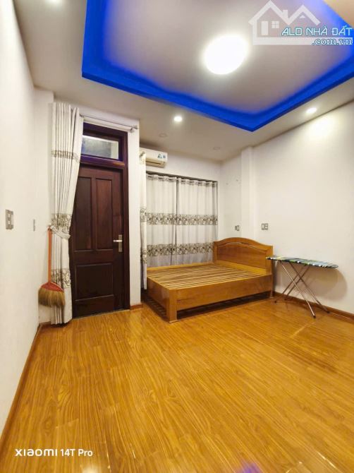 Bán nhà ngay chung cư đạt gia,gần bệnh viện Thủ Đức,giá 5,4 tỷ,sổ hoàn công đủ - 1