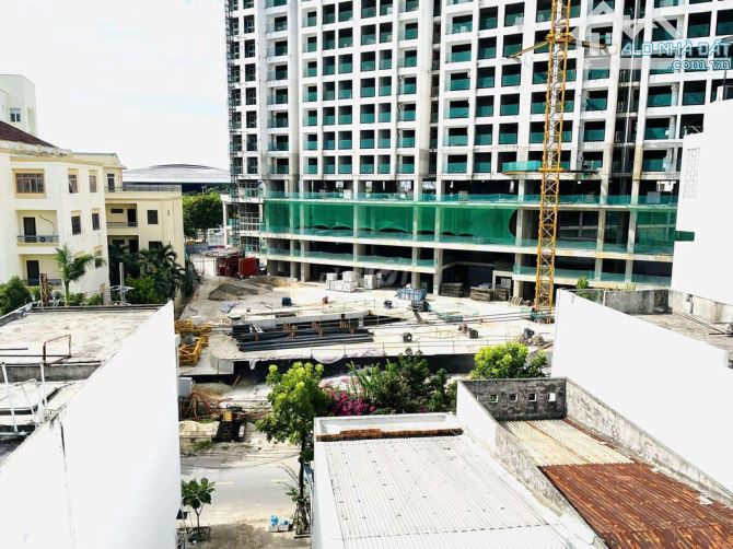 MT Nguyễn Lộ Trạch, Hòa Cường Nam, Quận Hải Châu, Đà Nẵng - đối diện Masterise (100m2) - 1