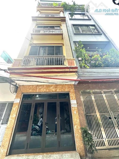 HOÀNG VĂN THÁI PHÂN LÔ VIP,Ô TÔ TRÁNH,NHÀ CỰC ĐẸP,XÂY TÂM HUYẾT,ĐỂ LẠI TOÀN BỘ NỘI THẤT. - 1