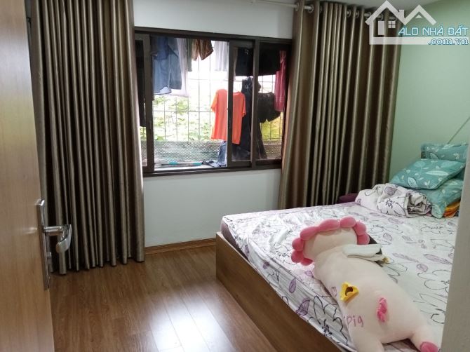 Bán căn hộ T2, tập thể Ca Múa Nhạc, Doãn Kế Thiện, Cầu Giấy 70m, 2 ngủ, 2 bc, giá 4.48 tỷ. - 1