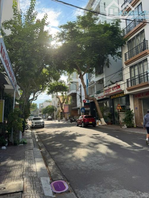 Bán đất đường Nguyễn Biểu. Cách đường Phạm Văn Đồng, bãi biển chỉ vài bước chân - 1