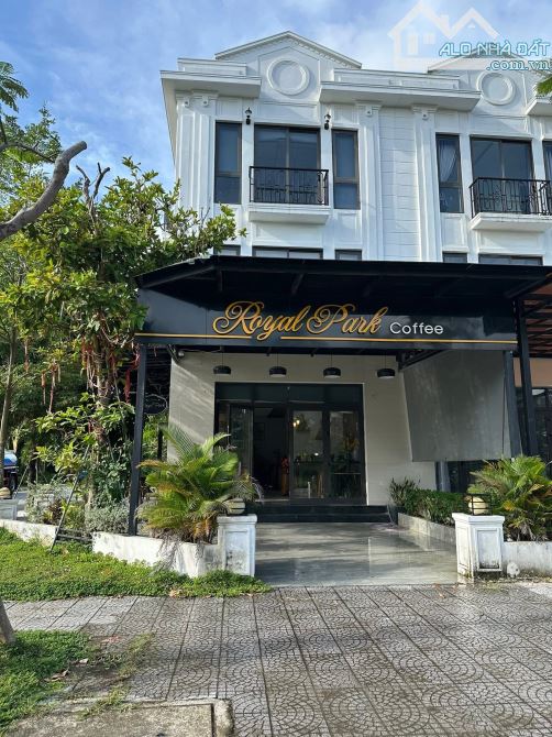 Cần bán Shophouse Royal Park 3 mặt tiền đường chínH LÊ ĐỨC ANH - đường 60M - Giá chỉ 8,xty - 1