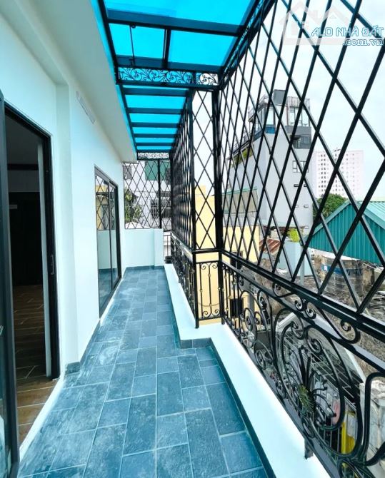 ĐỘC QUYỀN: Tòa Nhà 7 Tầng – 105m² Nguyễn Văn Trỗi, Sổ Đỏ Nở Hậu, Doanh Thu Cực Đỉnh - 1