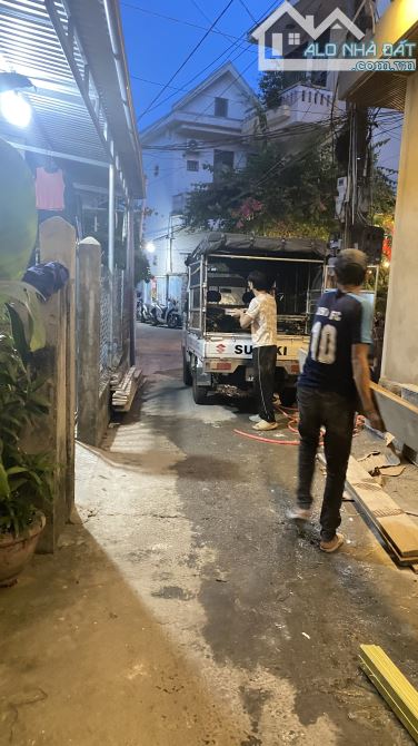 BÁN NHÀ 3 TẦNG – KIỆT Ô TÔ TẢI PHAN BỘI CHÂU, GẦN ĐÀO TẤN Giá Rẻ 2.8x tỷ - 1
