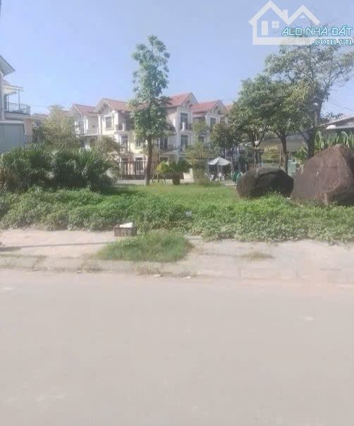 KQH Đông Nam Thuỷ An -Dt: 90m ngang 5m -Đường 12m -View công viên, gần AEON Mall -Giá 3,x - 1
