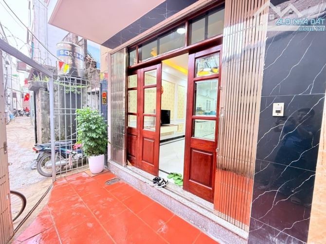 💥 NHÀ LÔ GÓC – Ô TÔ ĐỖ CỔNG gần NHỔN- MẶT TIỀN 4m– FULL NỘI THẤT – Ở NGAY 💥 - 1