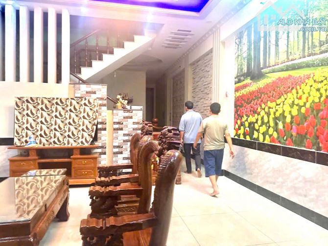 Bán nhà 2 tầng dt 5x 20 phương đông hoà  sát làng đại học Quốc gia - 1