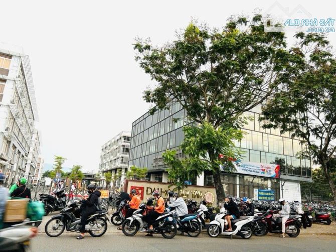 SẬP HẦM LÔ ĐẤT NGAY ĐẠI HỌC DUY TÂN - 115M2 NGANG 5M HƯỚNG ĐÔNG NAM - GIÁ CHỈ 4 TỶ TL - 1