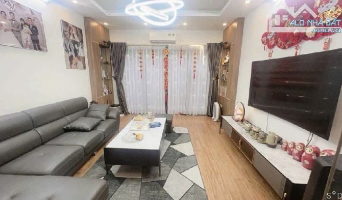 11 tỷ. NHÀ ĐẸP DƯƠNG QUẢNG HÀM 43M² – Ở NGAY – FULL NỘI THẤT – GẦN Ô TÔ - 1