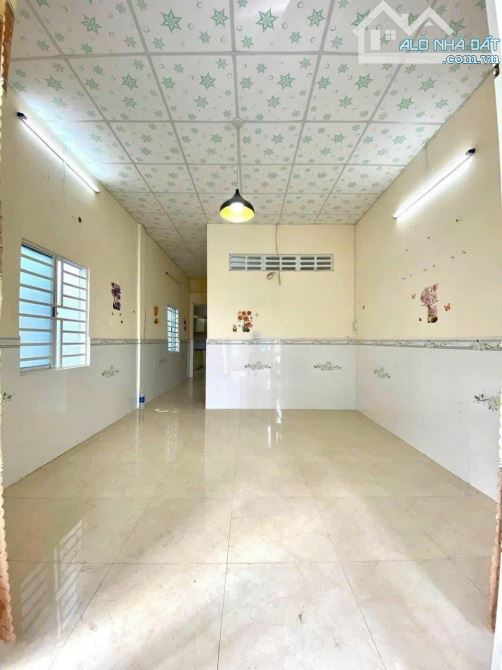 49. Nhà 5,5 triệu gần chợ An Cư - 1