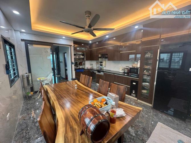 Đại hạ giá, cần bay siêu phẩm Phạm Văn Đồng 60m2 MT 7m ngõ ô tô gần phố kinh doanh - 1