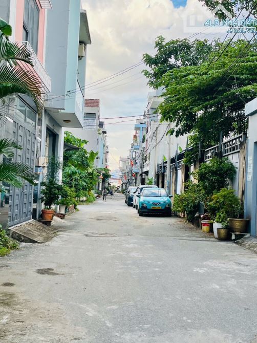 🟢 HẺM XE HƠI, HẺM 496 LÃ XUÂN OAI, 103m2 ĐẤT, SỔ HỒNG RIÊNG XD TỰ DO, 5 tỷ (còn bớt). - 1