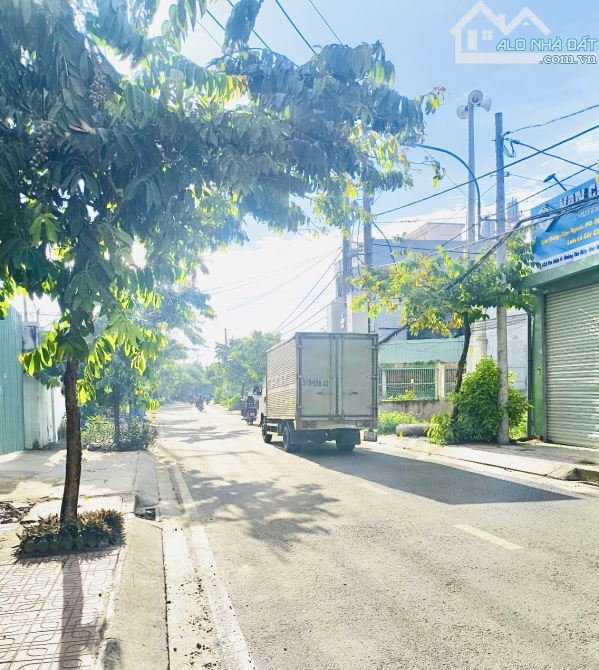 Bán Nhà Xưởng Tân Hiệp Hóc Môn - 864M2 ( 15 x 60m) Đường Nhựa CONTAINER -  Chỉ 19,9 Tỷ. - 1