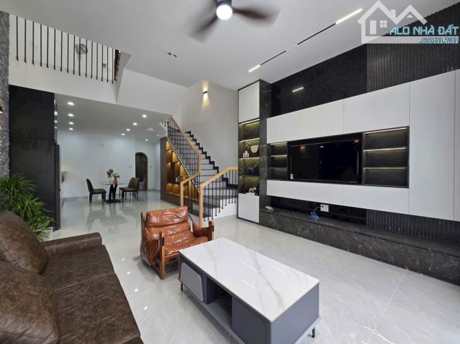 Bán Nhà đẹp 3 tầng 7.9 tỷ Thanh Lương 9 - Nam Nguyễn Tri Phương - Hoà Xuân - 1