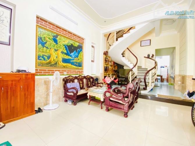 Bán nhà MT Lưu Quang Thuận, Gần Bãi Tắm Mỹ Khê, 3 Tầng, 90m2 nhỉnh 14 tỷ - 1