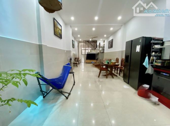 BÁN NHÀ HẺM ÔNG ÍCH KHIÊM, QUẬN 11, 81M2 - 1