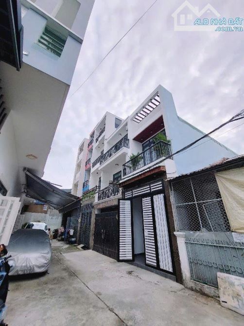 XE HƠI VÀO NHÀ - NHÀ LUNG LINH, 3PN GỒM 1PN TRỆT- SỔ VUÔNG - 45M2 - NHỈNH 5 TỶ - 1