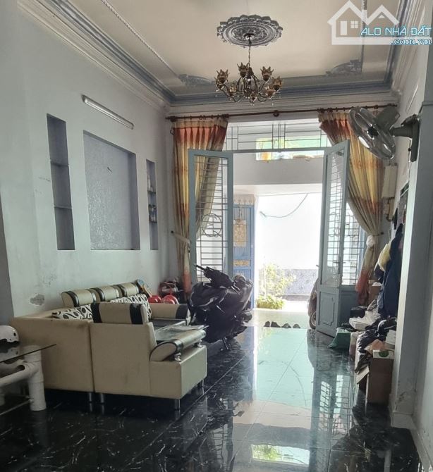 BÁN GẤP NHÀ HẺM XE HƠI LUỸ BÁN BÍCH , 120M2 , 5,7 x 26 , 2TẦNG , 3PN . GIÁ NHỈNH 8TỶ - 1
