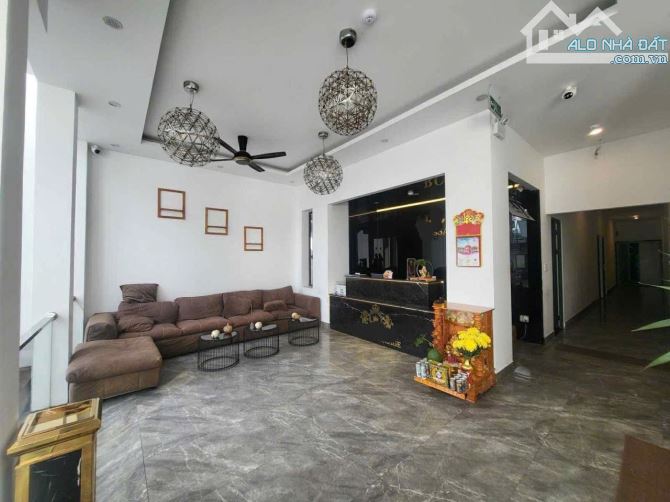 Bán KS mặt đường Nguyễn Lương Bằng QL1A. Dt 700m2. Giá 40 tỷ - 1