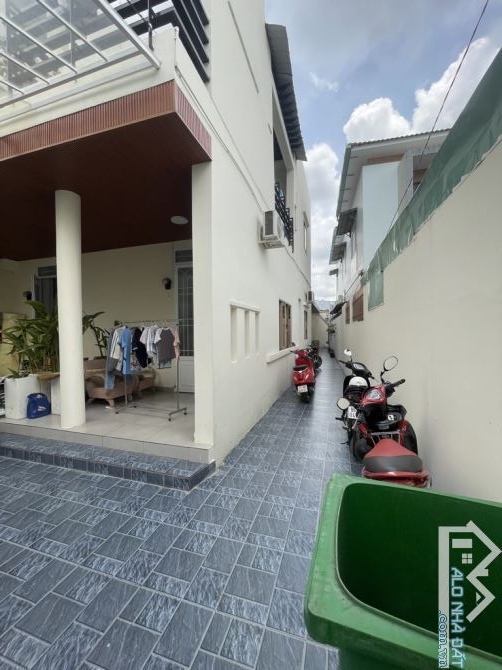 Bán  CHDV quận 7, Lê Văn Lương, 300m2=9mx35m, thu 80T/tháng, 22 tỷ - 1