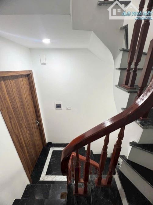 BÁN NHÀ THANH AM- DT 34M - 5 TẦNG - Ô TÔ ĐỖ CỔNG  - CHỈ HƠN 5 TỶ - 1