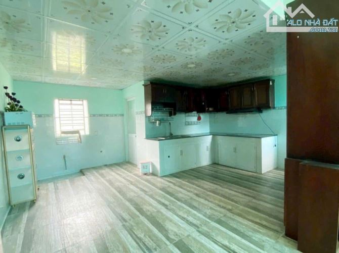 Bán nhà 1 trệt lững 1 lầu DT 73m2 cuối hẻm đường xe hơi gần đường Lã Xuân Oai Q.9 - 1