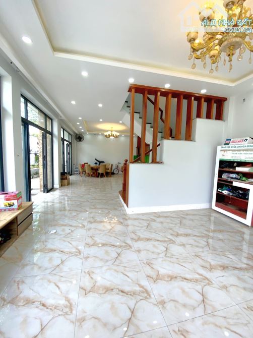 BIỆT THỰ MINI 3 TẦNG - GẦN NGÃ 4 BÌNH THÁI - TRƯỜNG THỌ, THỦ ĐỨC - 1