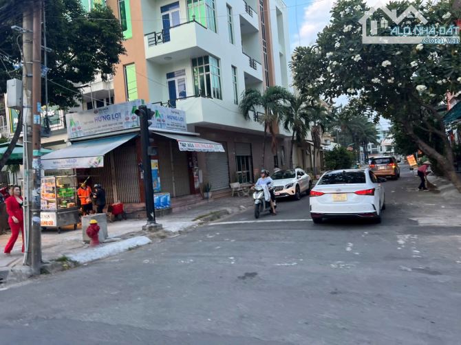 Biệt thự cũ trung tâm Khu Tên Lửa, Bình Trị Đông, Bình Tân: 25x23m - 1