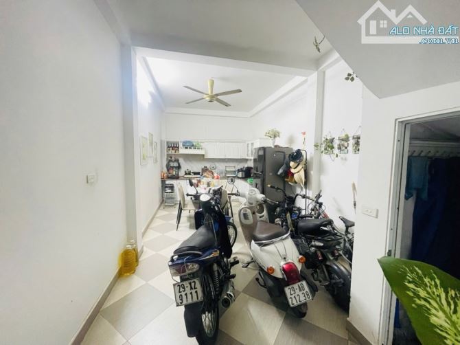 Trần Cung - 40m2 - 4 tầng - Gần phố - Dân xây - Gần ô tô - 1