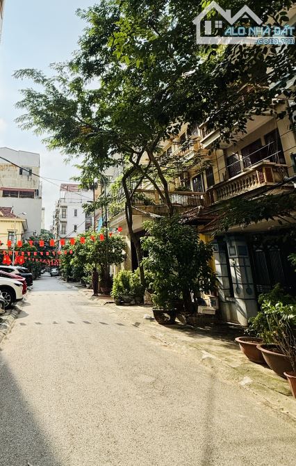 SIÊU PHẨM NGHĨA ĐÔ - Ô TÔ TRÁNH - VỈA HÈ 4.5M - FULL NỘI THẤT CAO CẤP - 1