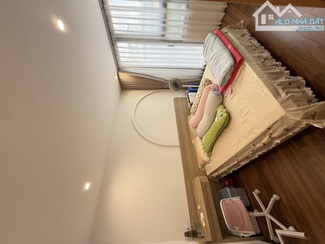 PHỐ TRẠM - NHÀ ĐẸP NHƯ TRANH VẼ - THIẾT KẾ LỆCH TẦNG - FULL ĐỒ - GARA Ô TÔ - 12