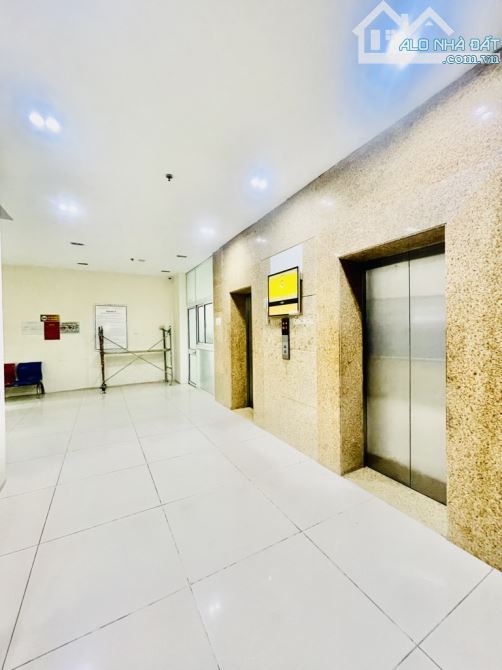 Bán căn hộ chung cư Xuân La - Tây Hồ, 102m *3 ngủ, full tiện ích, full nội thất, 9.9tỷ - 12