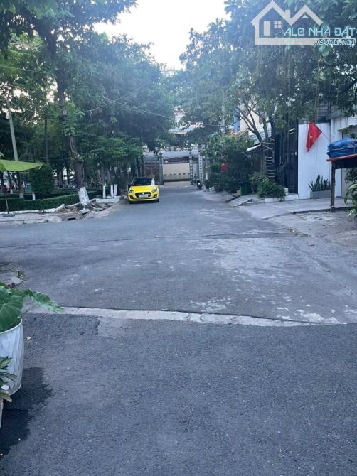 BIỆT THỰ Sân Vườn 4 tầng,đường 10m đường LÊ ĐỨC THỌ phường 15, Q GÒ VẤP , DT 146m2 💵 17tỷ - 13