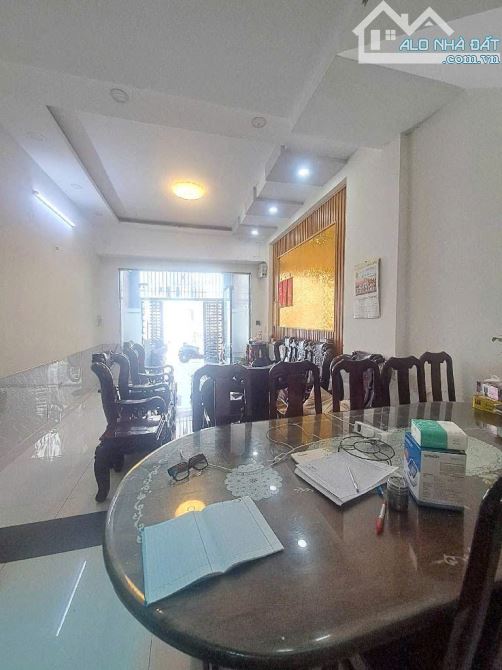 🌺Nhà 3 tầng đường THẠNH LỘC 15 phường TL Q12, dt 180m2 (12mx17m) Hẻm ô tô SẴN DÒNG TIỀN - 2