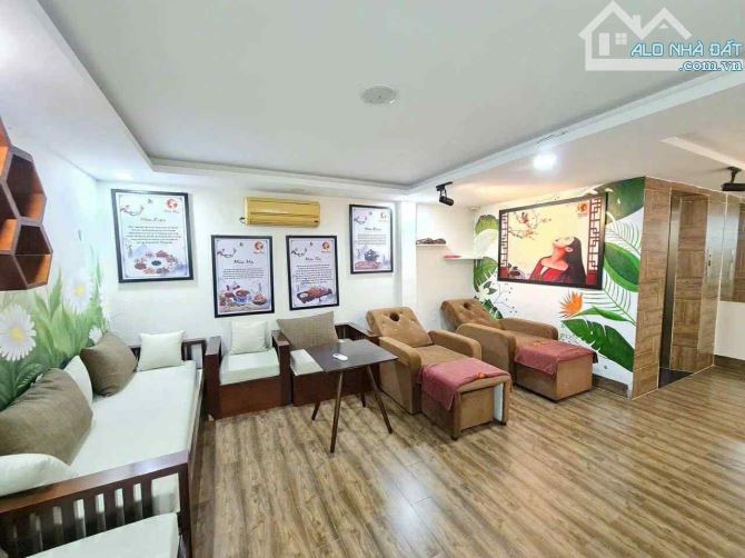 Bán nhà mặt tiền Trần Bình Trọng, 6 tầng có thang máy - 2