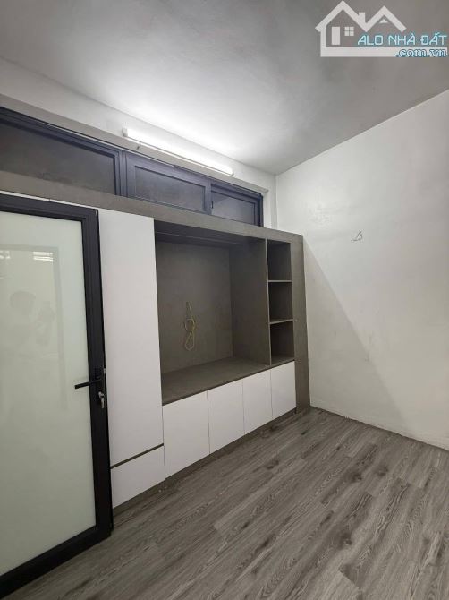 BÁN NHÀ 5 TẦNG NGAY TRUNG TÂM ĐỐNG ĐA, Ô TÔ ĐỖ CỔNG, 30m2, MT 6m GIÁ CHỈ 6.92 TỶ - 2