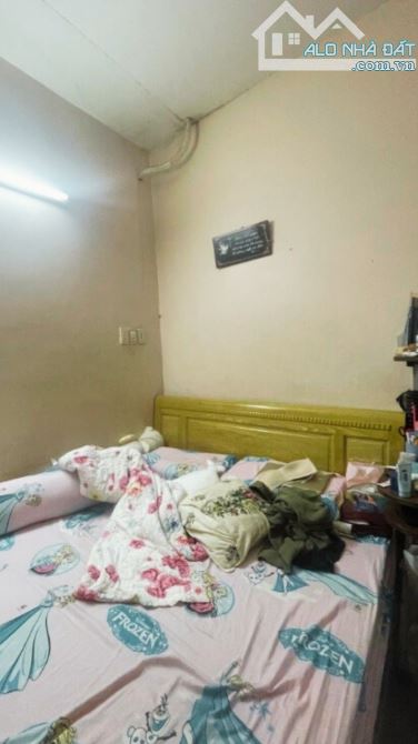 🏠 BÁN NHÀ PHẠM THẾ HIỂN, P.7, Q.8 - NGANG 10M, TÁCH 2 LÔ ĐƯỢC - 7.X TỶ. - 2