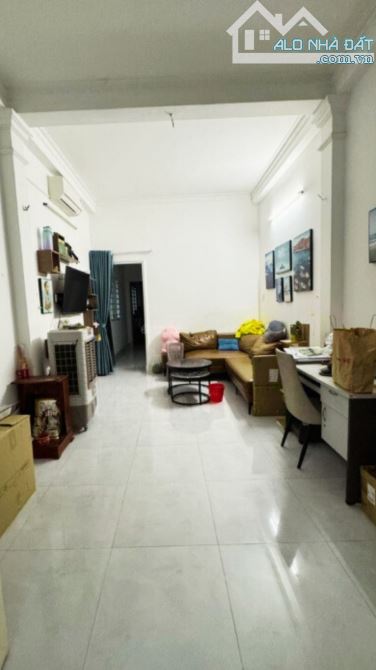 🏠 BÁN NHÀ PHẠM THẾ HIỂN, P.5, Q.8 - LÔ GÓC, XE TẢI TỚI NHÀ - 7.X TỶ. - 2