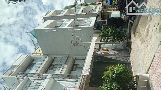 NHÀ 3 TẦNG BTCT – HẺM XE HƠI 8M THÔNG – NGUYỄN TƯ GIẢN, GÒ VẤP – 60M² (4x15) – CHỈ 7.5 TỶ - 2