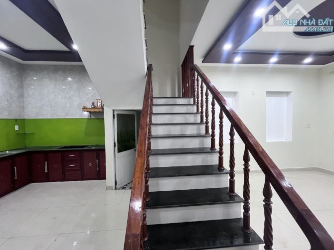 🚀 NHANH TAY – NHÀ 3 TẦNG MỚI LEN KENG – ĐƯỜNG 4M CÓ LỀ, RA ÔNG ÍCH ĐƯỜNG 20M 🚀  ✨ Vị trí - 2