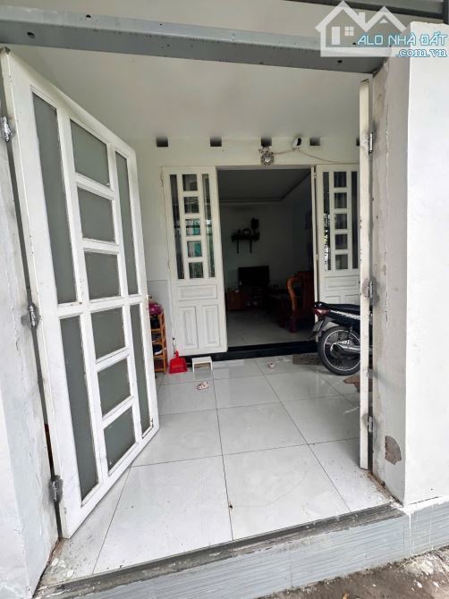 Rất Cần Tiền Bán Nhà 4.5x13,An Phú Đông,Giá 2.4 Tỷ,Sổ Riêng - 2