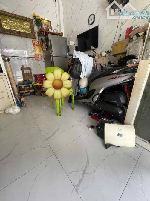 2.15 Tỷ- Bán nhà Bình Tân, Tân Hoà Đông- 18,6m3- 2 tầng- Sổ riêng - 2