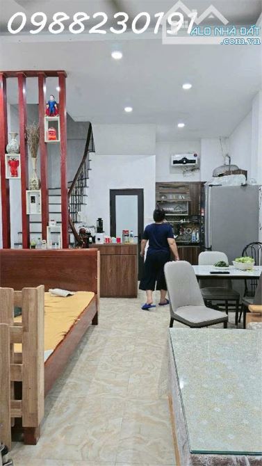Siêu Phầm Bán nhà đại đồng Hoàng Mai - 5  tầng - xây mới - full nội thất - ngõ gần ô tô - 2