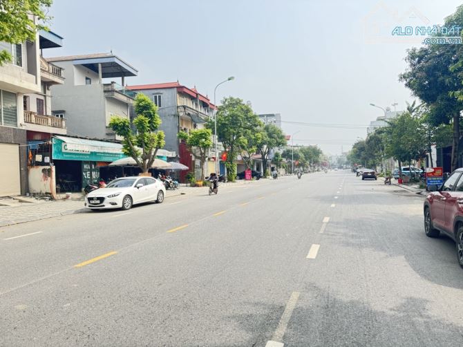 Chủ cần tiền giảm sâu 500 triệu mảnh đất mặt phố kinh doanh 4 làn xe chạy khu TĐC Xuân Nộn - 2