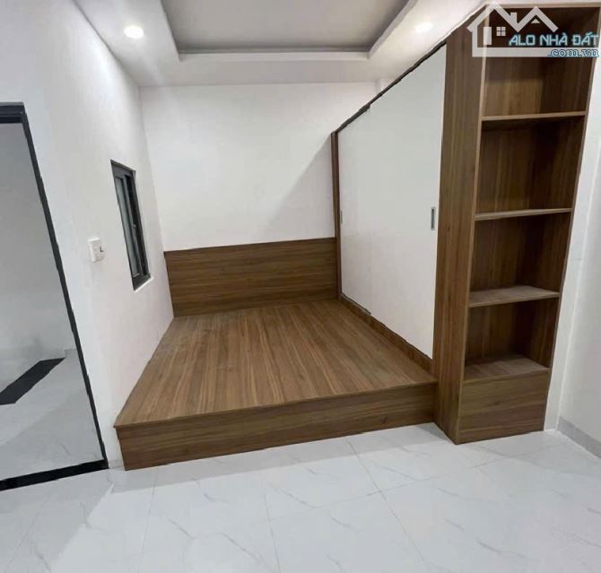 NHÀ SIÊU ĐẸP HẺM  THÔNG ĐƯỜNG MAN THIỆN, Q9, NHÀ 2 TẦNG , DT: 50m2, GIÁ : 3,6TỶ - 2