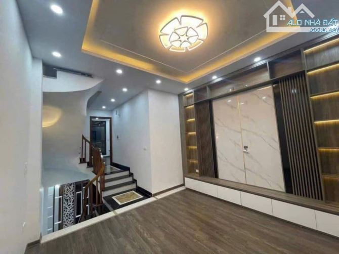 Bá.n Nhà Di Trạch_ô tô đỗ cổng, 39m2, 4 tầng, nhiều ngủ, ô tô tránh cách 15m, nhỉnh 5 tỷ - 2