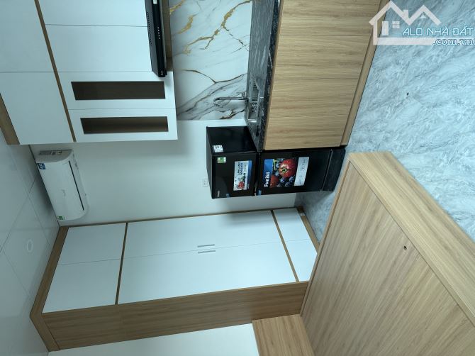 Bán nhà Nguyễn chí thanh 7 tầng thang máy, đa g cho thuê 40tr/th giá rẻ nhất thị trường - 2
