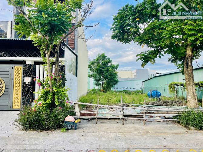 LÔ TRẦN THÁI TÔNG-DT 150M2- GIÁ 2,X TỶ - 2