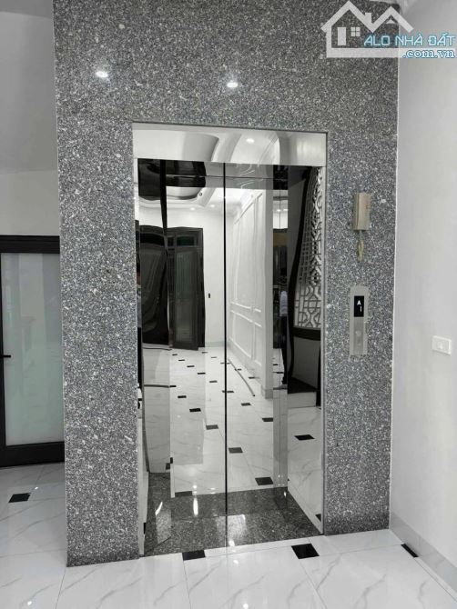 CỰC SỐC! Bán nhà Kim Đồng mới xây, lô góc 2 mặt thoáng, 10m ôtô tránh - 2